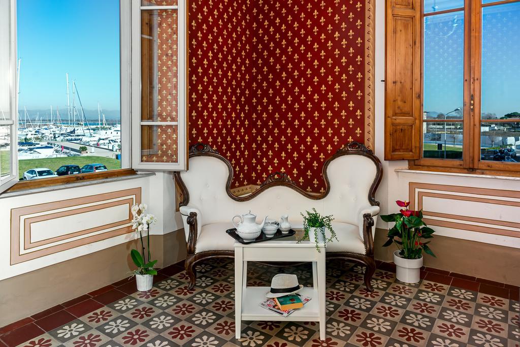 Villino Ermione Otel Marina Di Pisa Dış mekan fotoğraf