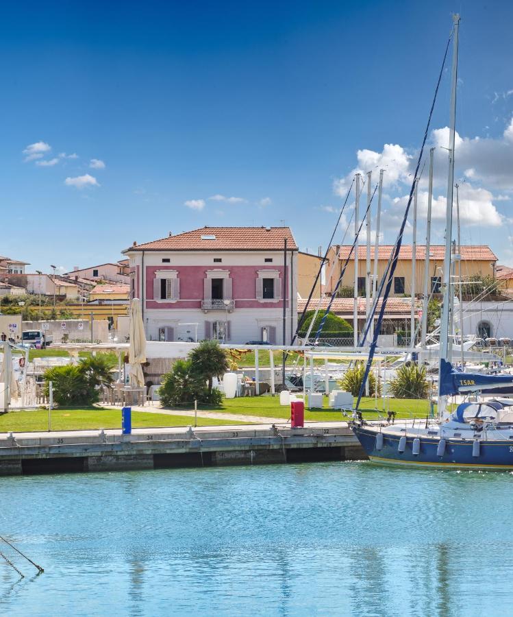 Villino Ermione Otel Marina Di Pisa Dış mekan fotoğraf