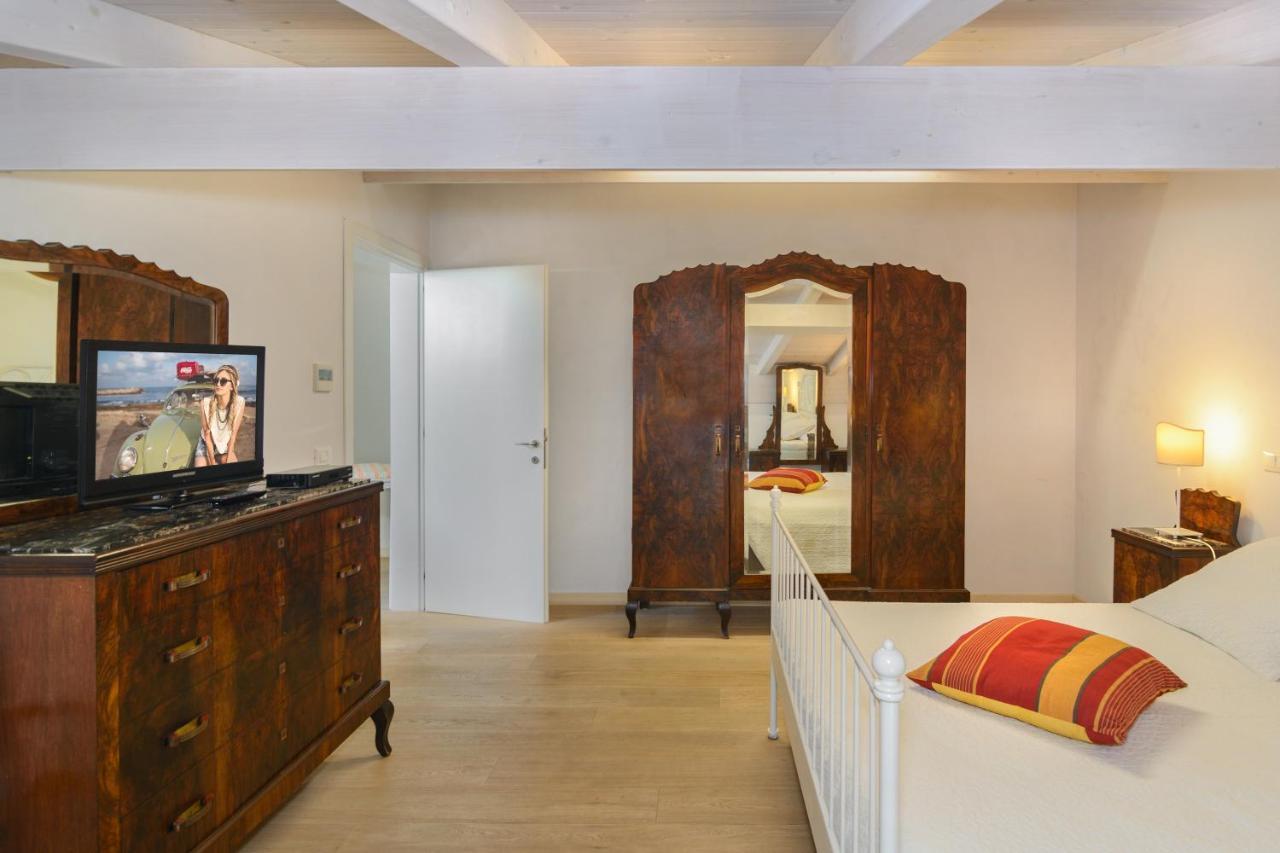 Villino Ermione Otel Marina Di Pisa Dış mekan fotoğraf
