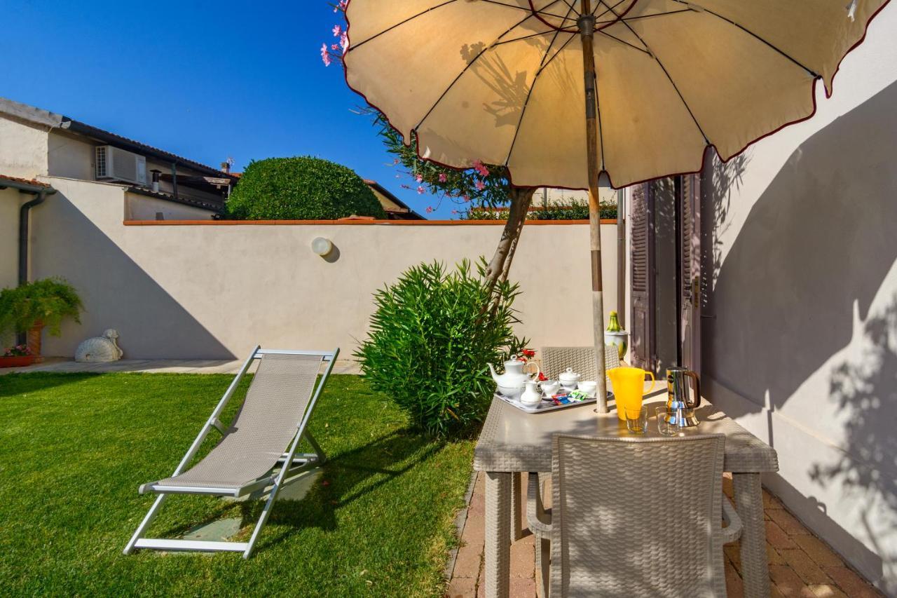 Villino Ermione Otel Marina Di Pisa Dış mekan fotoğraf