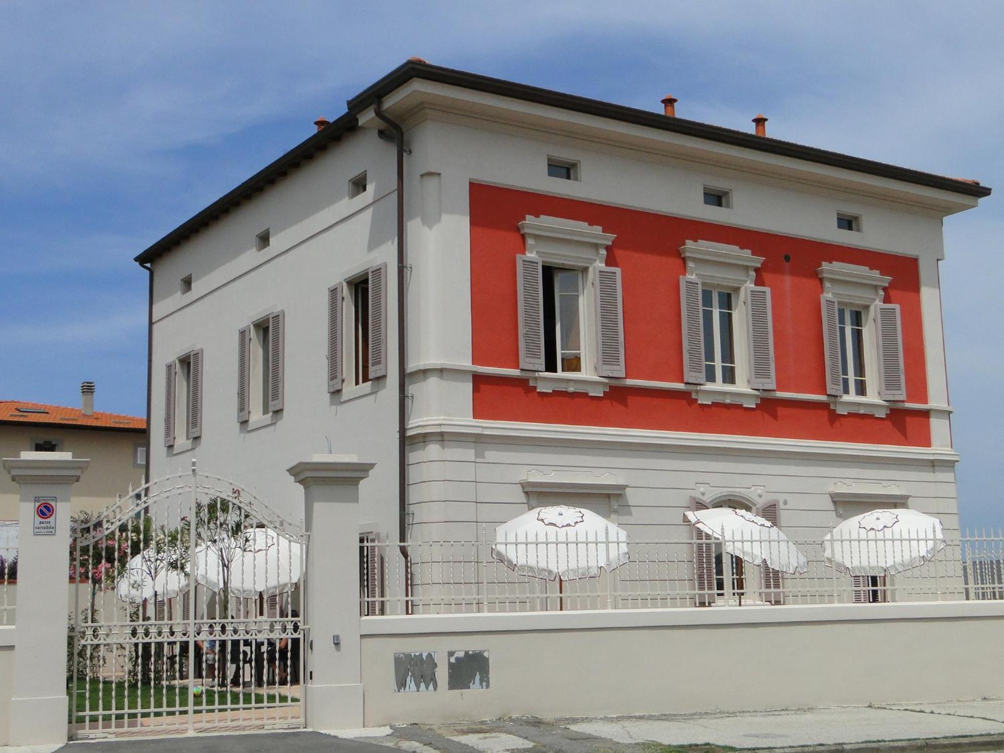 Villino Ermione Otel Marina Di Pisa Dış mekan fotoğraf
