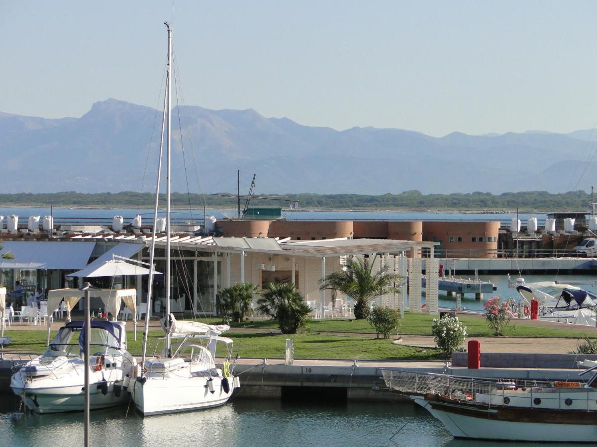 Villino Ermione Otel Marina Di Pisa Dış mekan fotoğraf